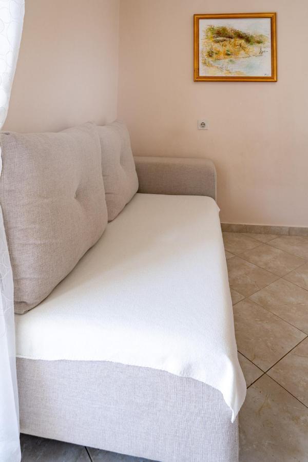Apartments Stare Brajde Лопар Екстериор снимка