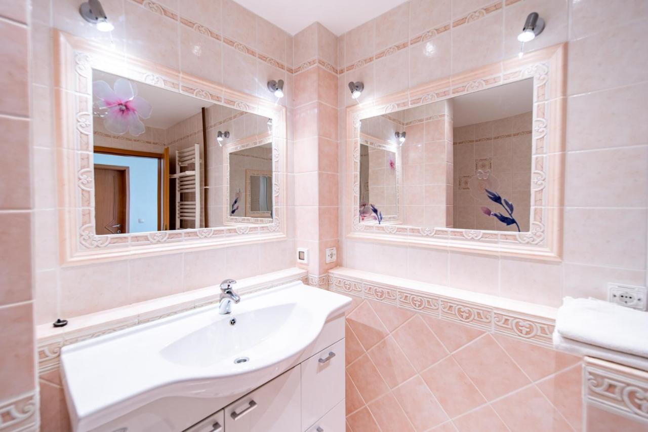 Apartments Stare Brajde Лопар Екстериор снимка