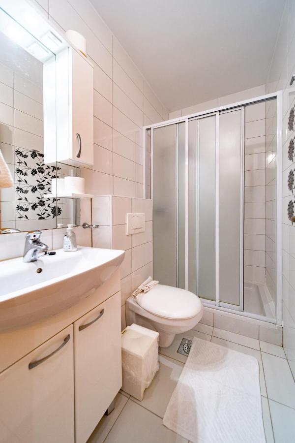 Apartments Stare Brajde Лопар Екстериор снимка