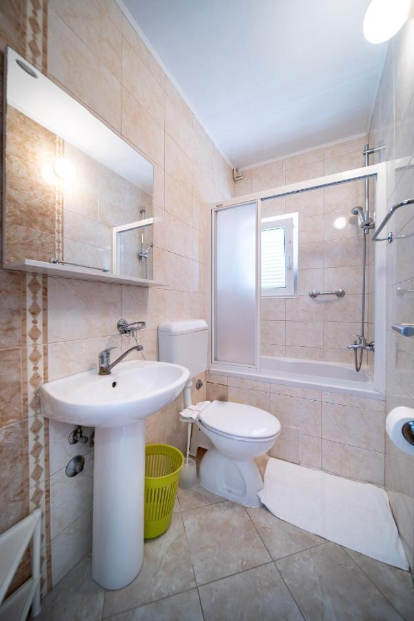 Apartments Stare Brajde Лопар Екстериор снимка